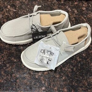 Hey Dude Women's Chambray Gray Flats, size 5, NIB